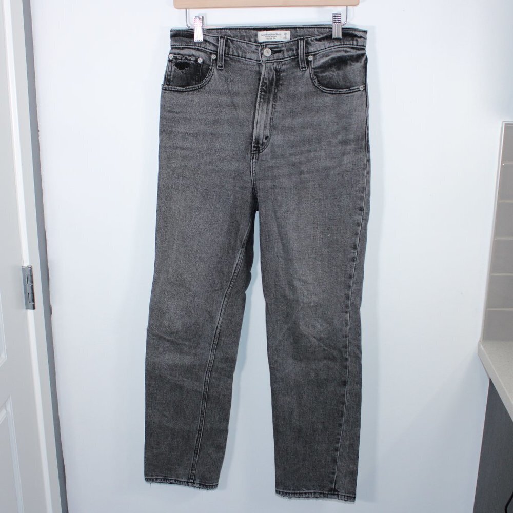 Abercrombie & Fitch Ankle Straight Ultra High Rise Size 28 Gray